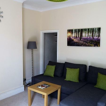Kavig House Apartment Линкълн Екстериор снимка