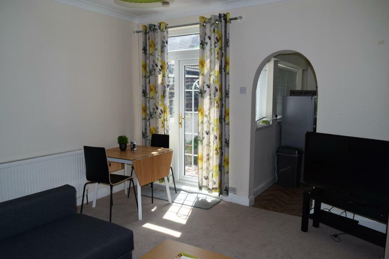 Kavig House Apartment Линкълн Екстериор снимка